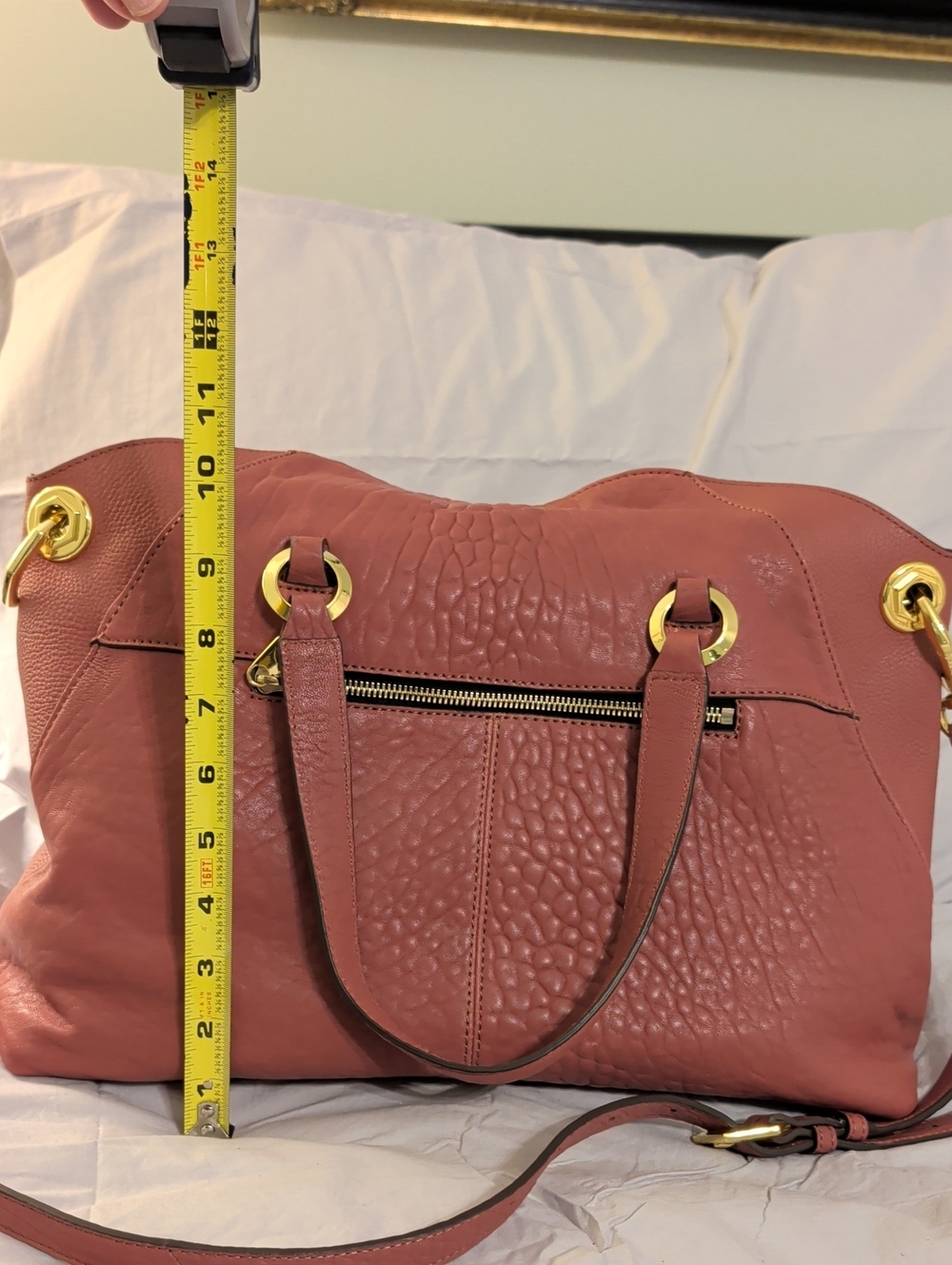Excellent OrYany Genuine LEATHER Women's Bag in Dusty Rose. Magnetic Closure. - Picture 5 of 6